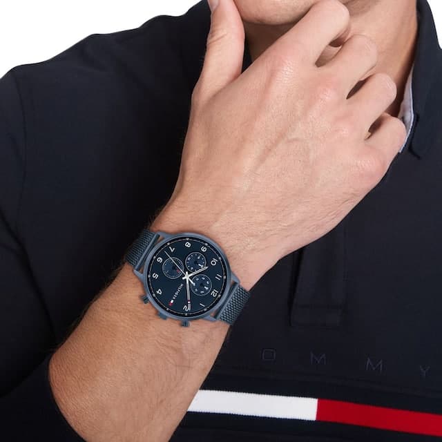 Tommy hilfiger blue store dial men's watch