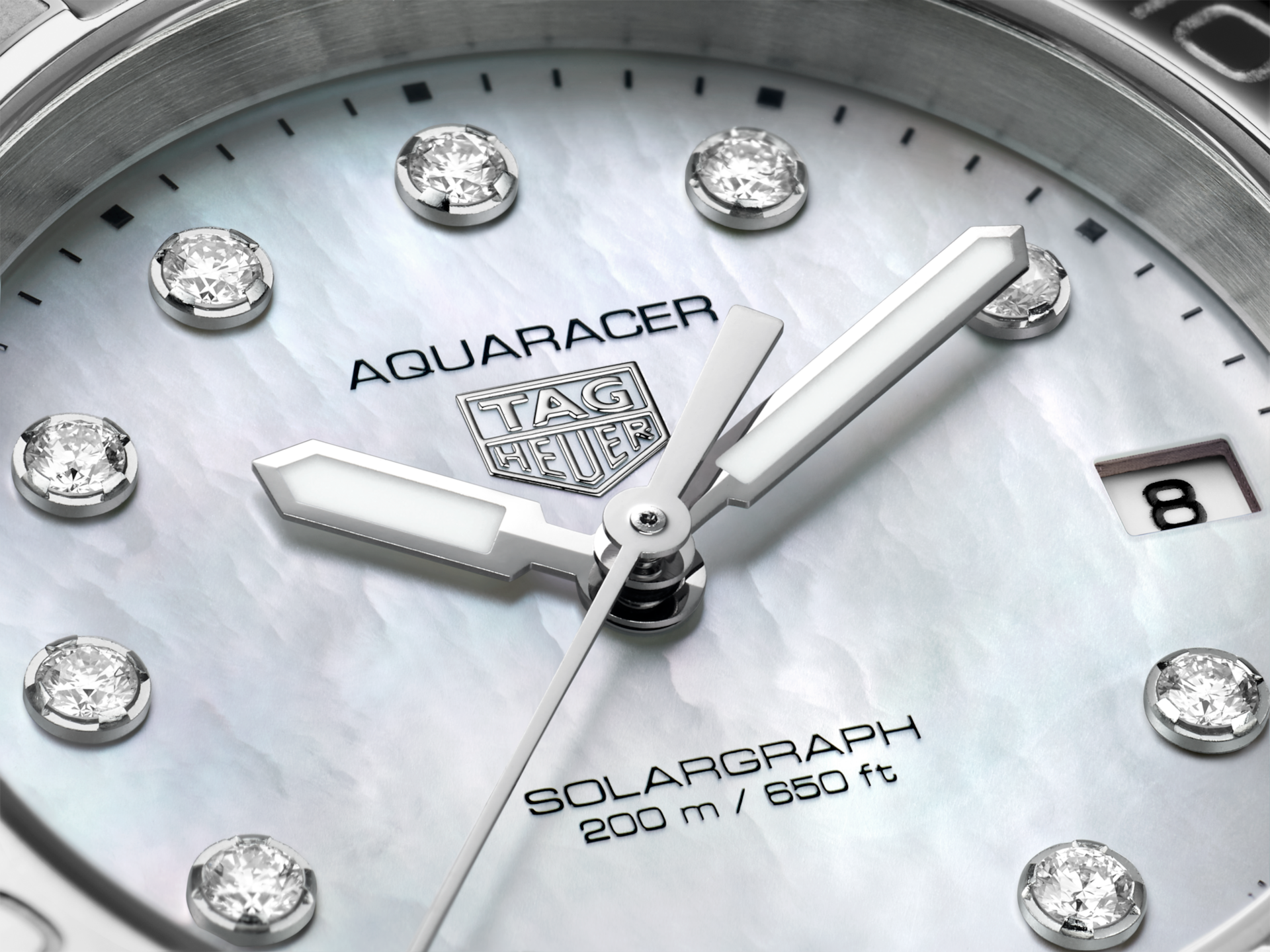 TAG HEUER AQUARACER PROFESSIONAL 200 SOLARGRAPH