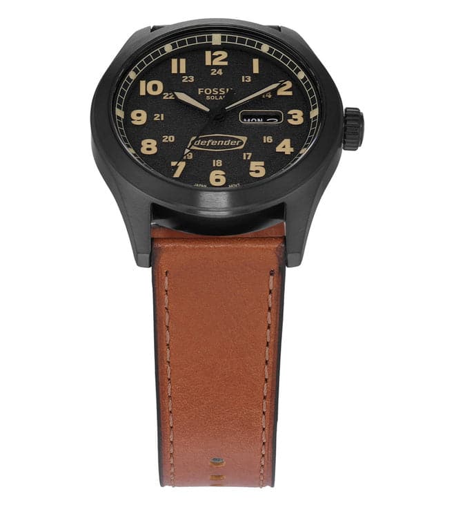 LAND ROVER CLASSIC UNVEILS EXCLUSIVE ELLIOT BROWN WATCH INSPIRED BY THE  LATEST CLASSIC DEFENDER WORKS V8 TROPHY II | Land Rover Media Newsroom