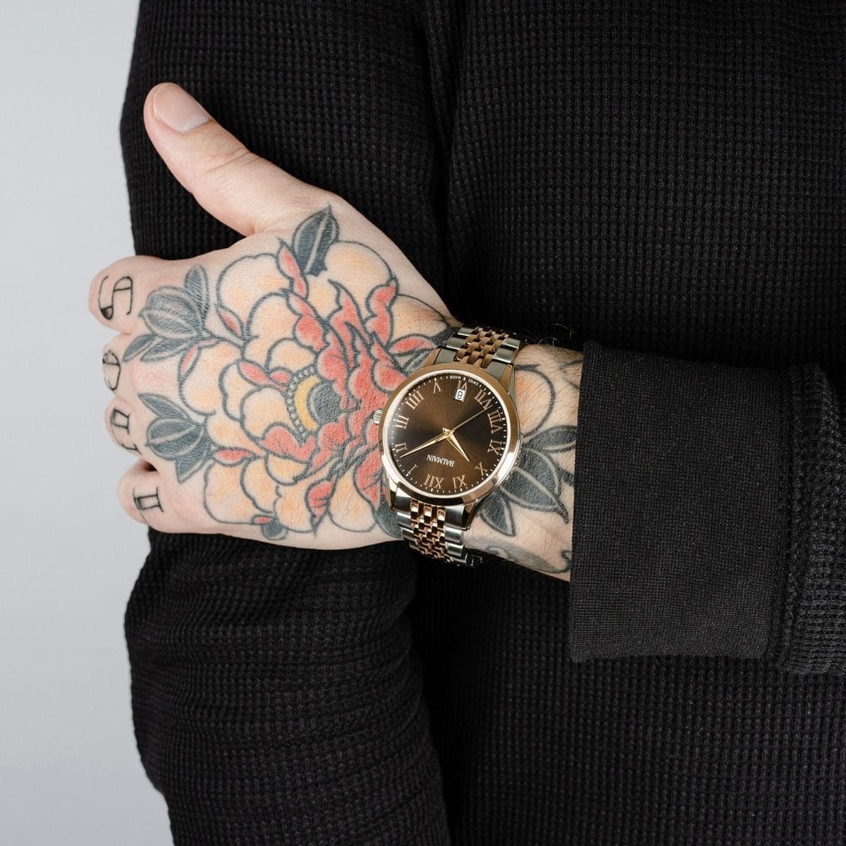 Realistic Half Sleeve Black Cross Tattoo Sticker For Women And Men Compass  Agents Design With Animal, Bird, Clock, And Flower Designs From Soapsane,  $8.13 | DHgate.Com